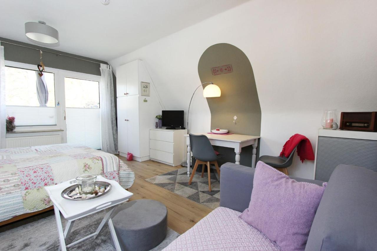 Ferienwohnung Am Waldesrand Prerow Exterior foto